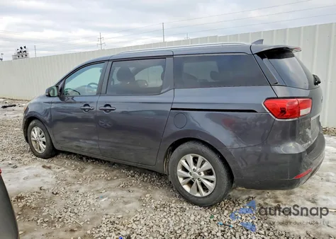 2016 Kia Sedona Lx z USA, uszkodzony, nr VIN KNDMB5C18G6095461